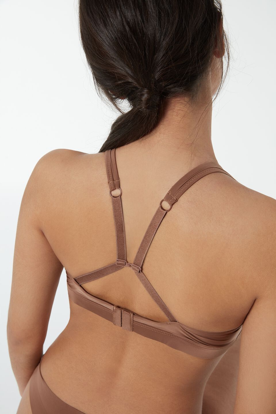 sutiã triângulo lara em microfibra ultralight - marrom