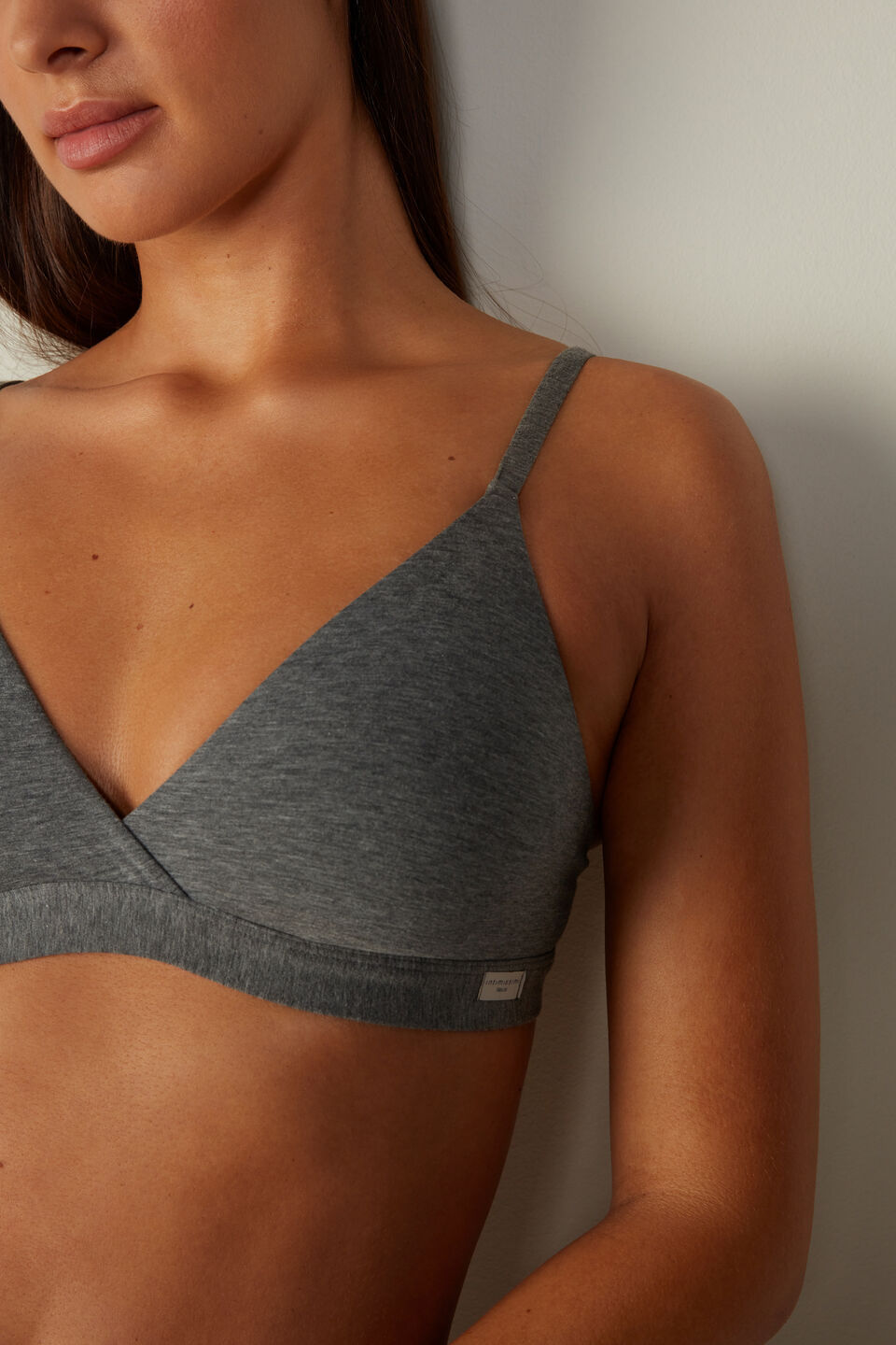 sutiã triângulo emma em algodão natural - cinza