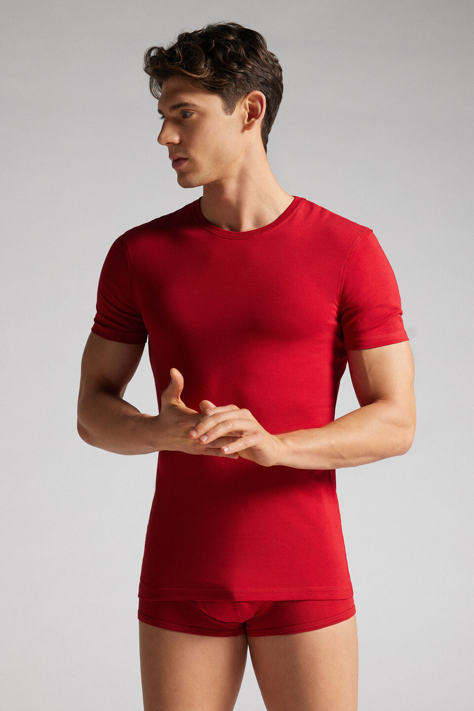 camiseta em algodão supima elástico - vermelho
