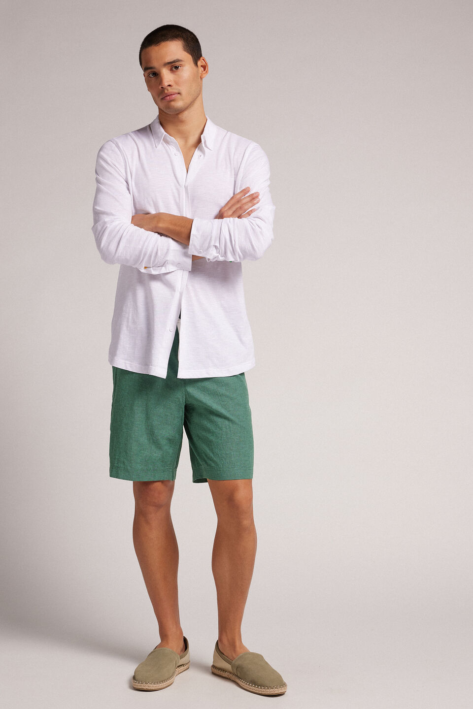 bermuda em linho e algodão - verde