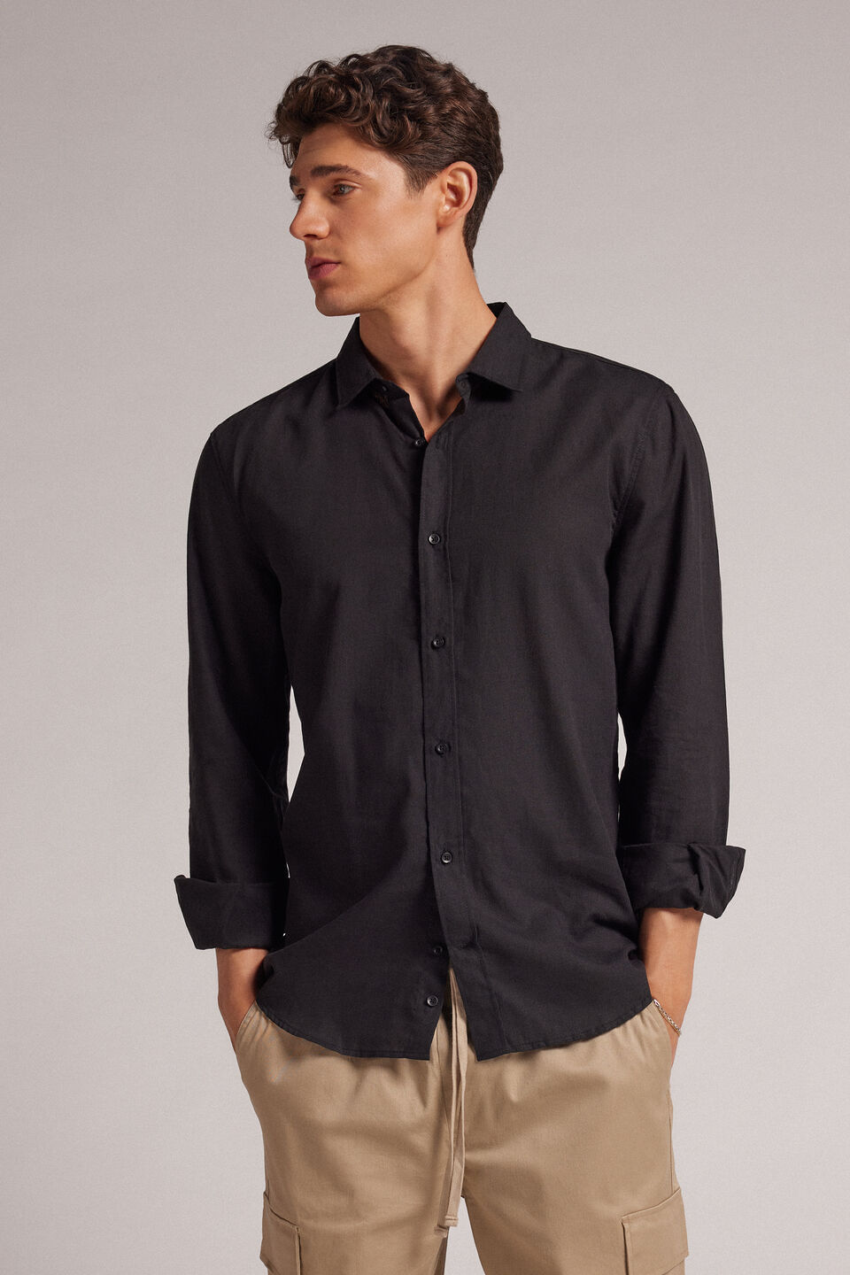 camisa em linho e algodão - preto