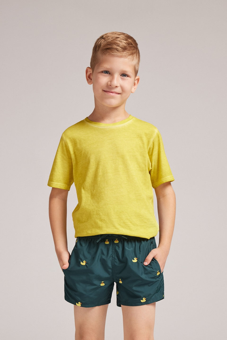 bermuda de banho com estampa de patinhos infantil - verde