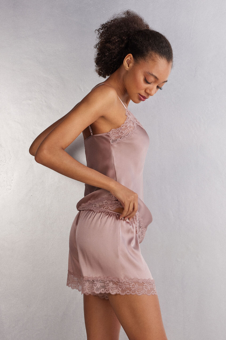 shorts em seda com renda - rosa