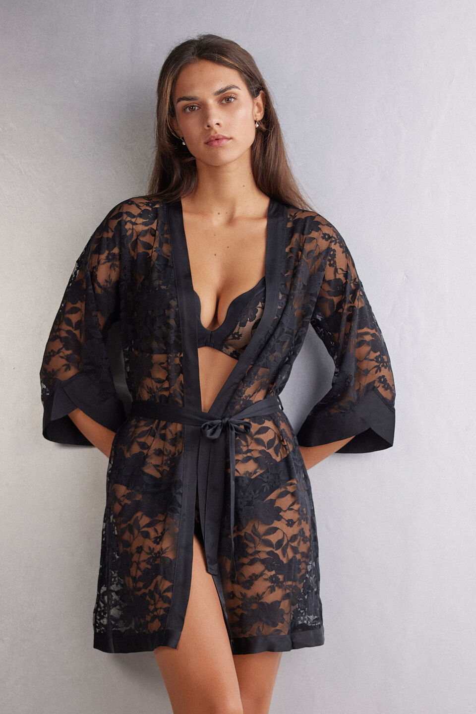robe em renda e cetim the art of romance - preto