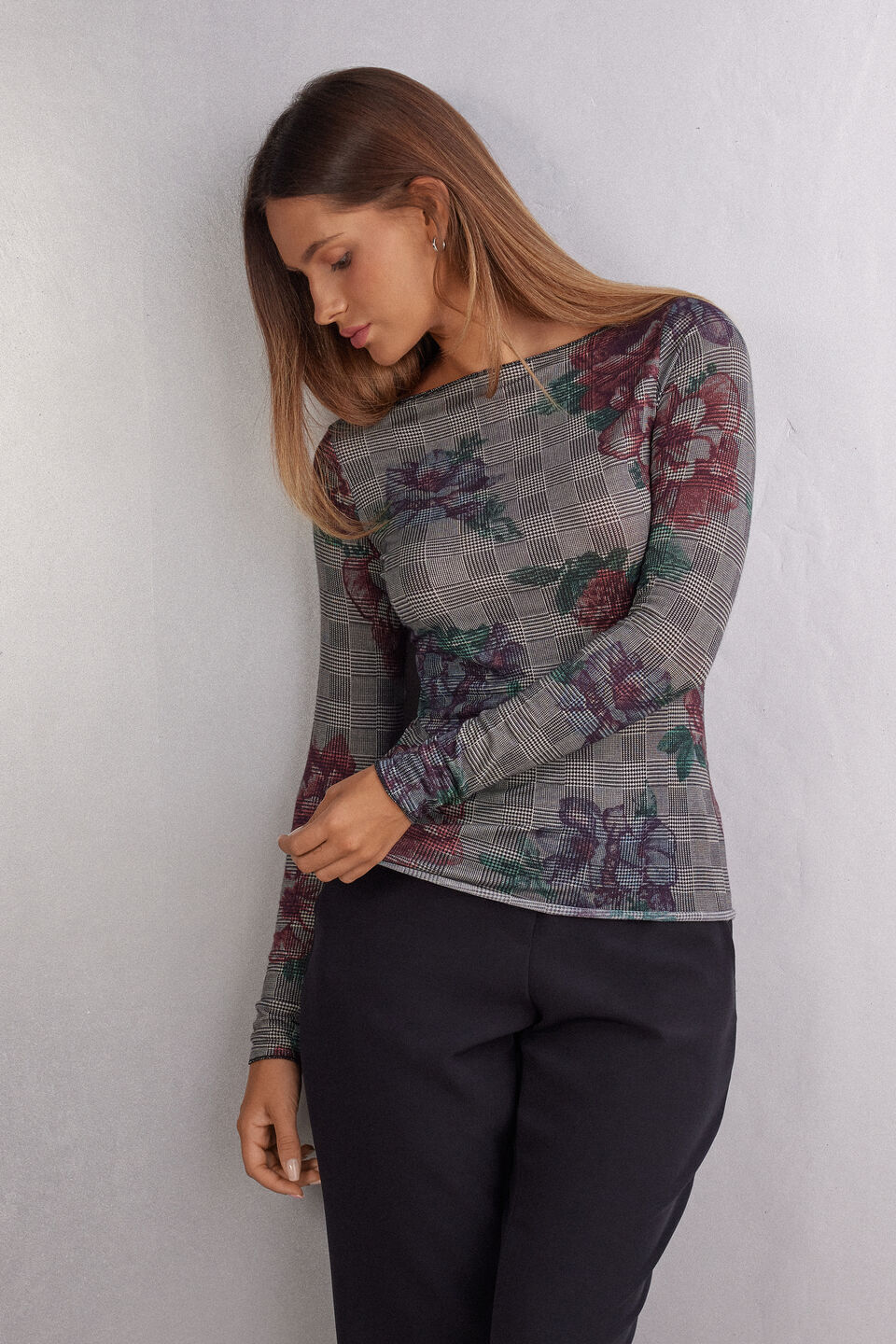 blusa de manga comprida em modal ultralight com cashmere estampada - cinza