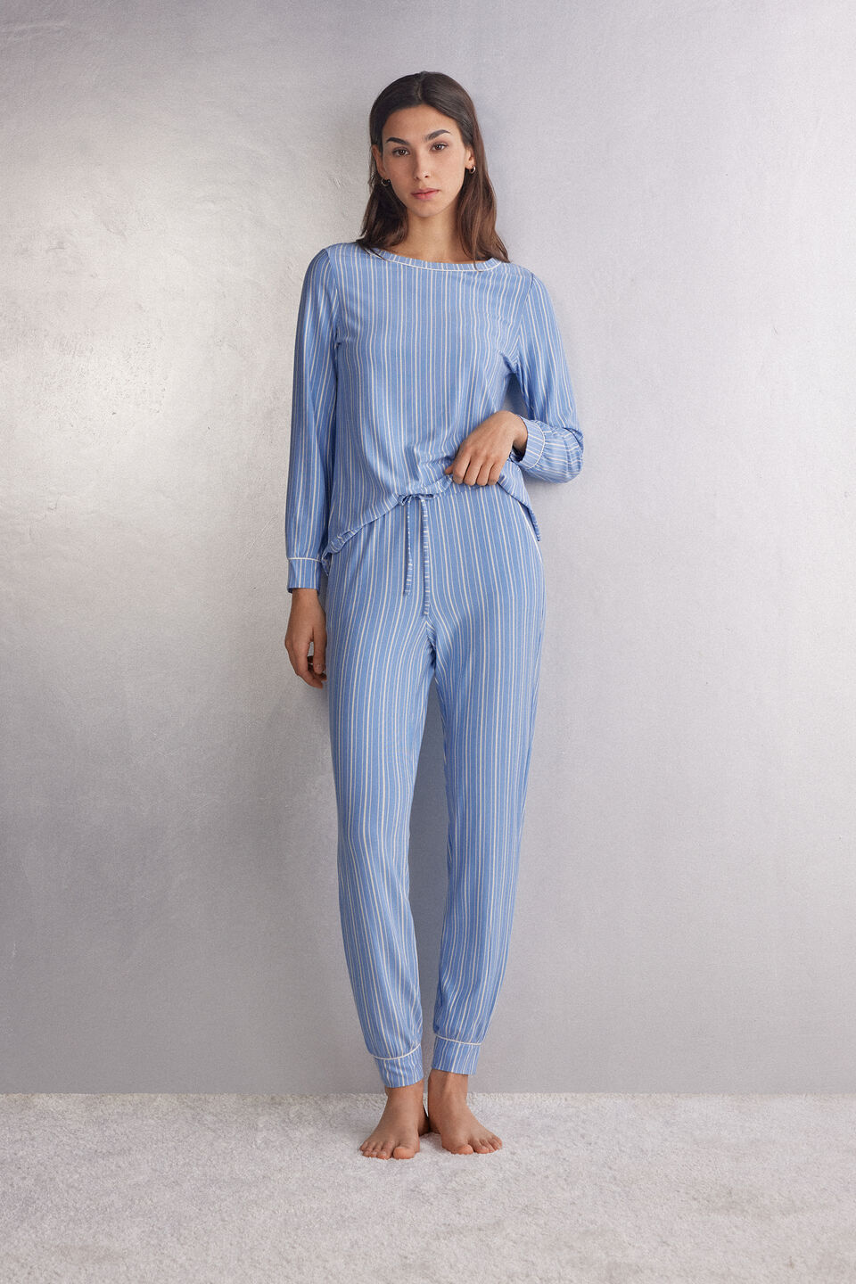 calça jogger em modal oxford stripes - azul