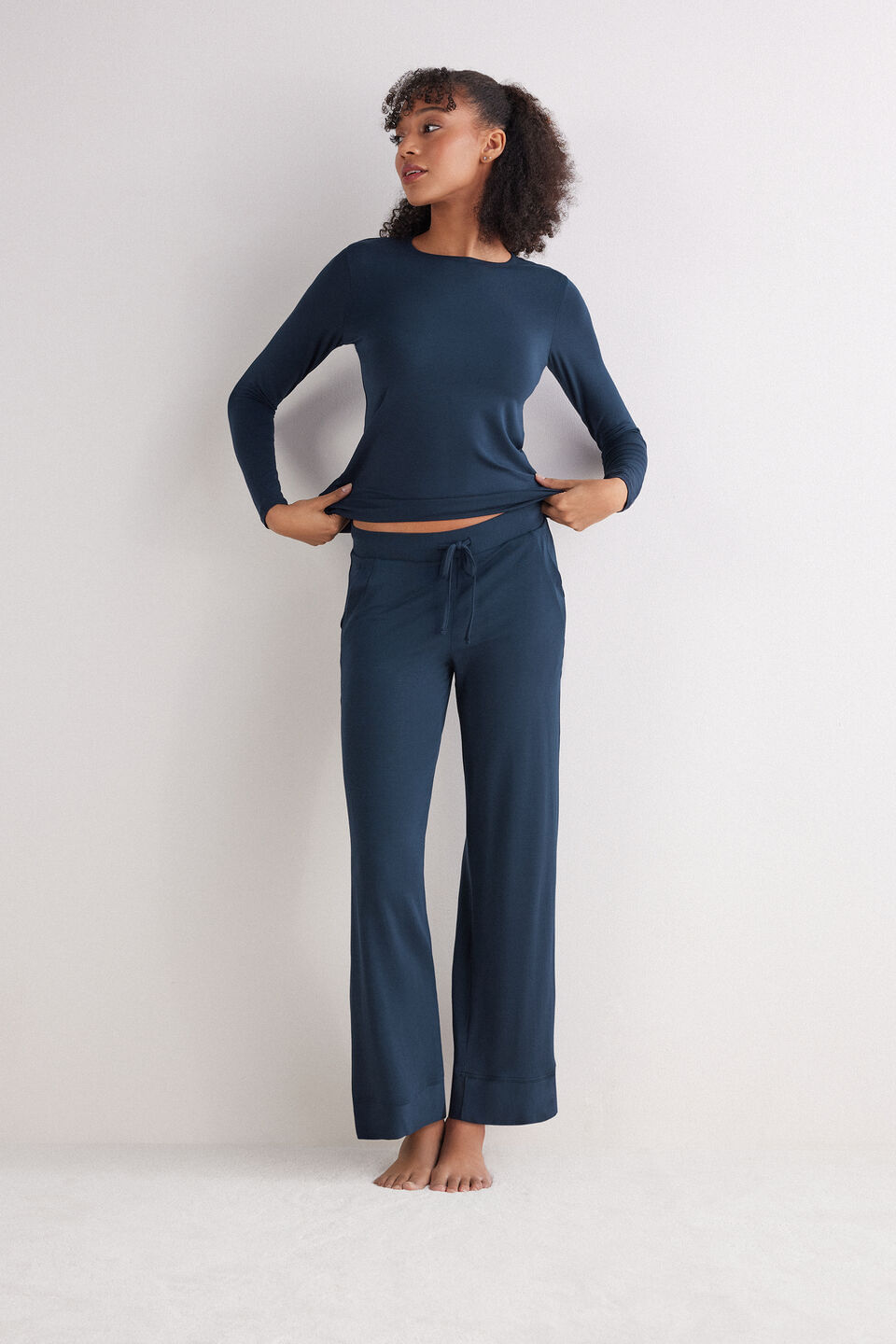 calça pantalona em modal - azul