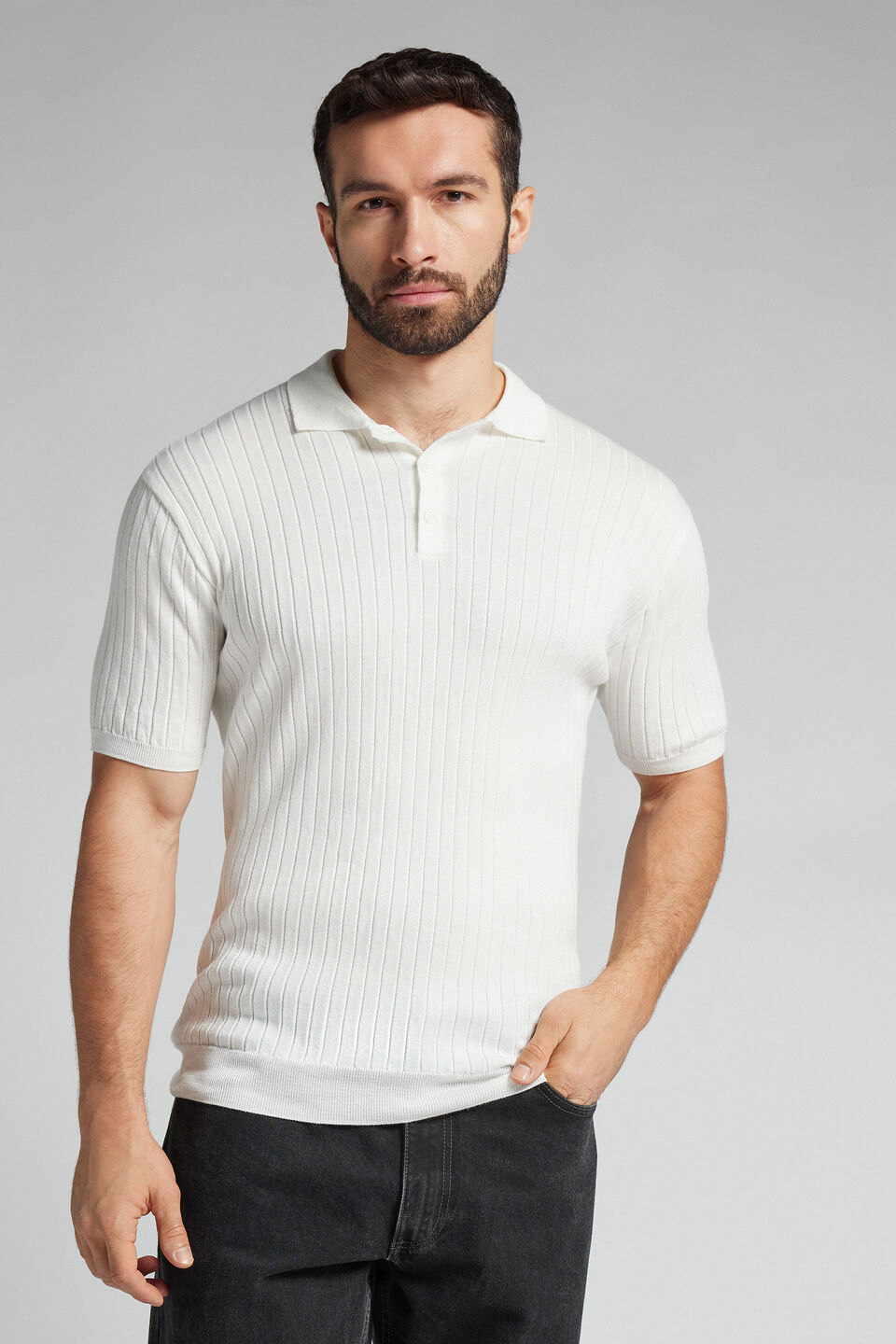 camiseta polo em algodão canelado - branco