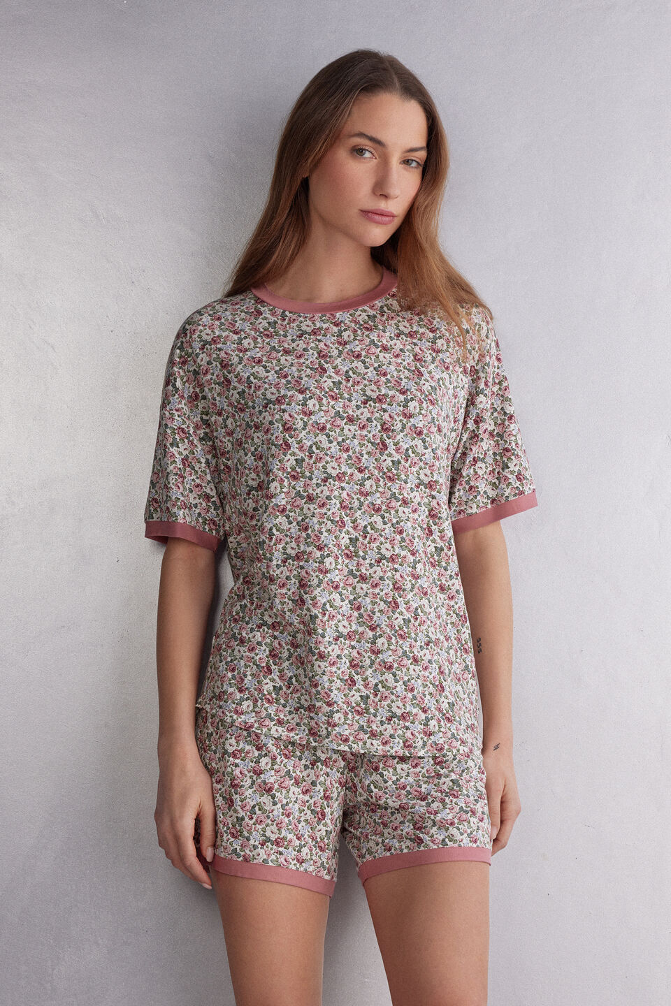 blusa de manga curta floral romance - rosa