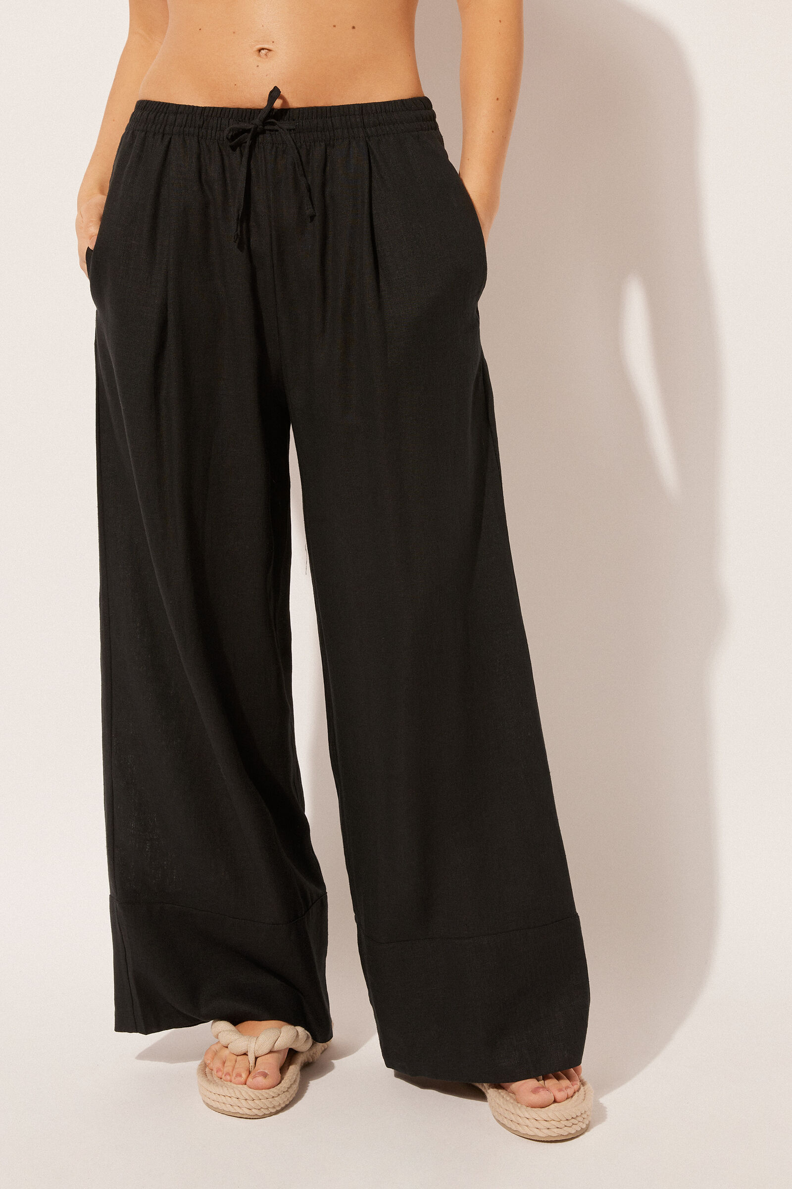 calça pantalona em linho e viscose - preto