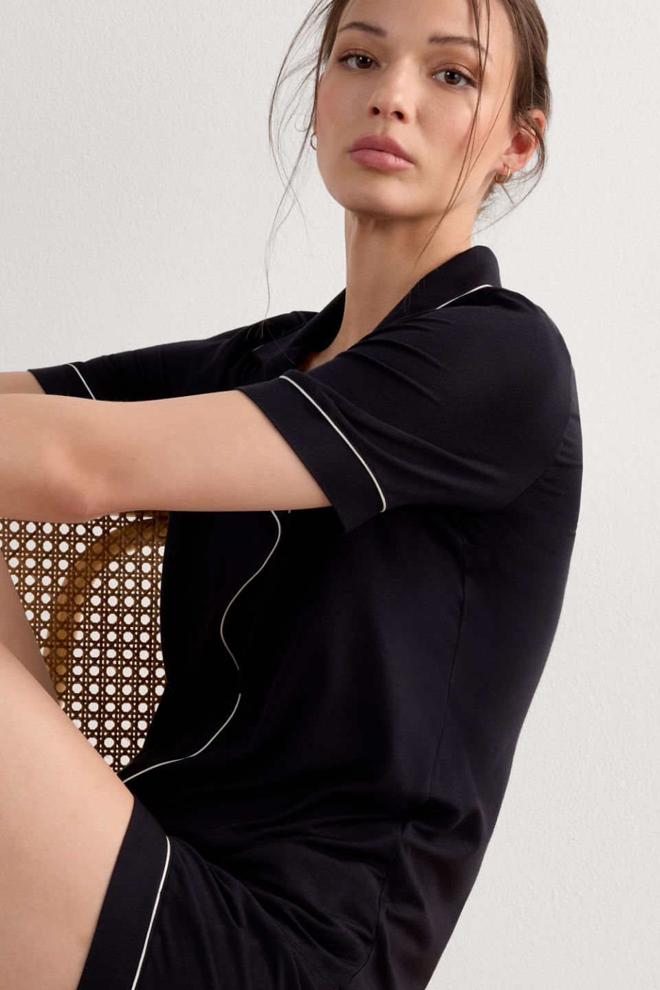 camisa de manga curta em modal - preto