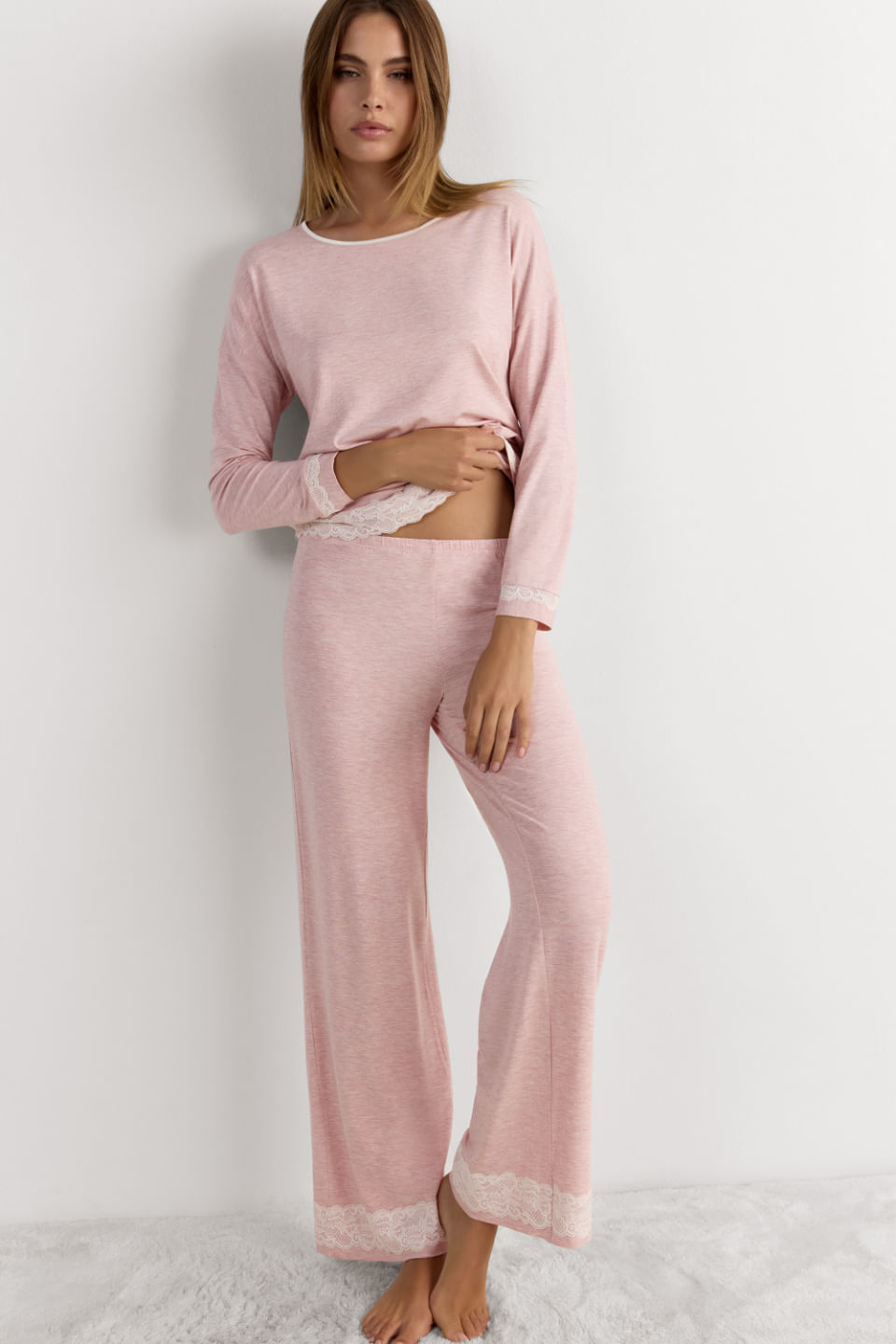 calça em modal com renda - rosa