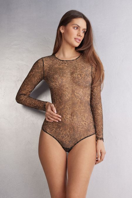 BO2561B_847J_1-BODY-MANGA-COMPRIDA-EM-TULE-ESTAMPADO-ANIMAL-ALWAYS-GLAMOROUS