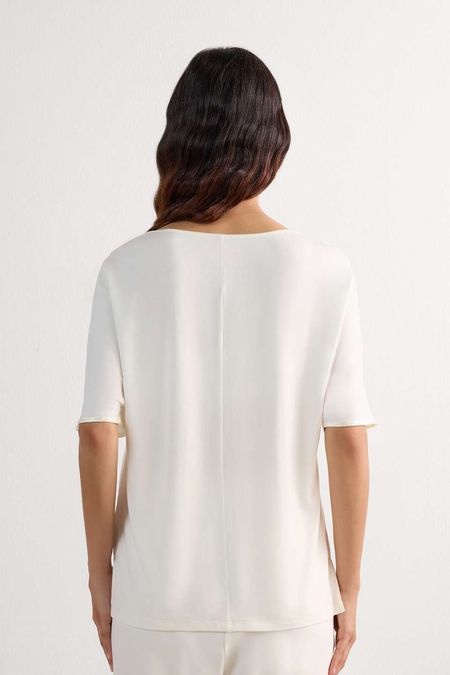 CM162M_2127_2-BLUSA-MANGA-CURTA-EM-SEDA-E-MODAL