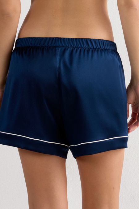 PDC92A_1467_2-SHORTS-EM-SEDA