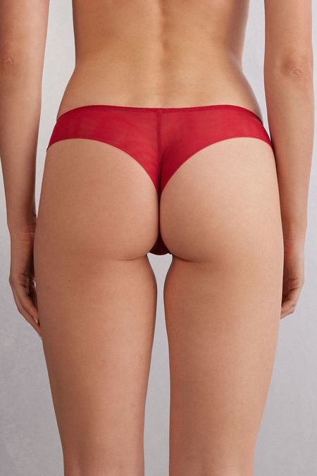 SBD2555_9888_2-CUECAS-BRASILEIRAS-INTRIGUING-BEAUTY