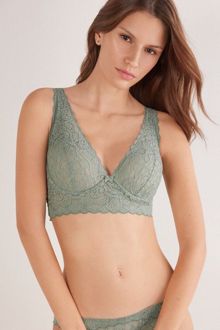 RID97T_657J_1-SUTIA-ELEONORA-EM-RENDA